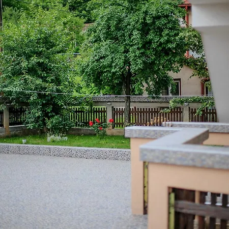 Aisha And Fatih Апартаменты